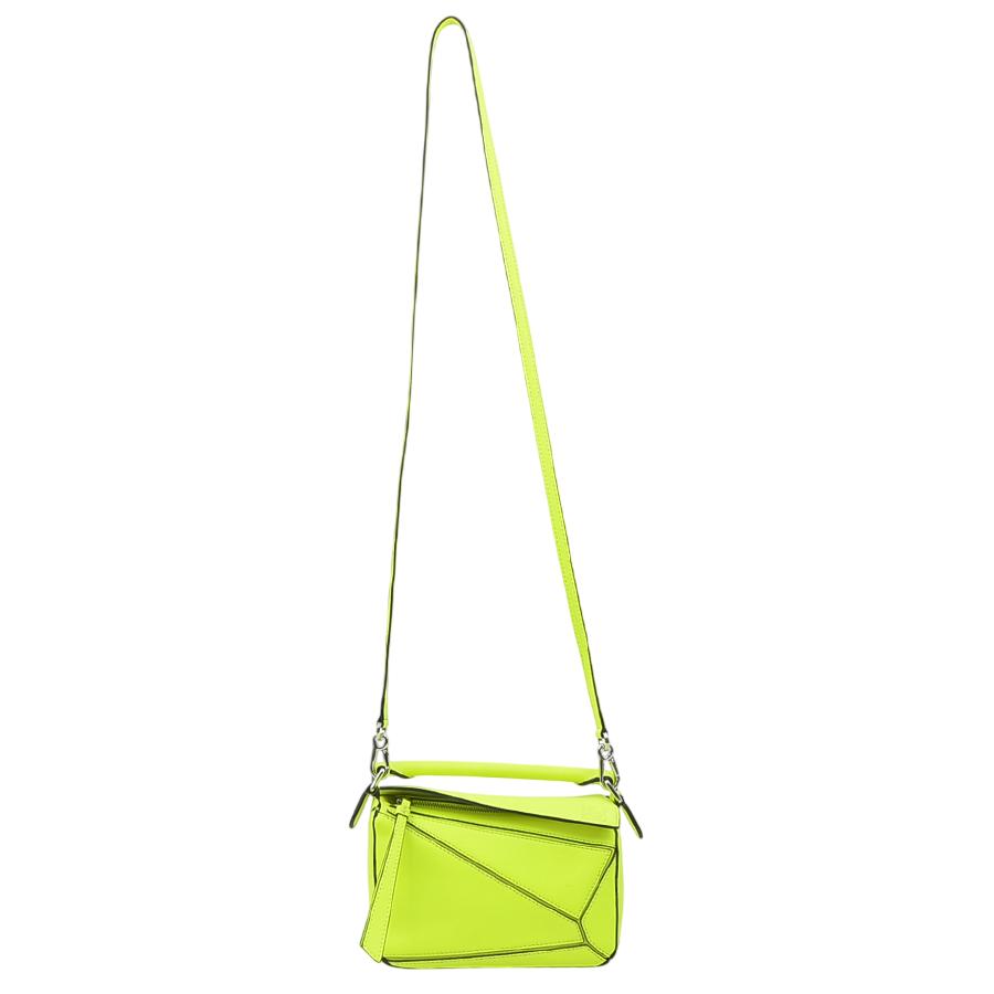 LOEWE（ロエベ） ショルダーバッグ パズル ミニ レザー ネオンイエロー