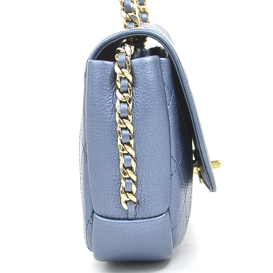 CHANEL（シャネル） ショルダーバッグ レザー メタリックブルー