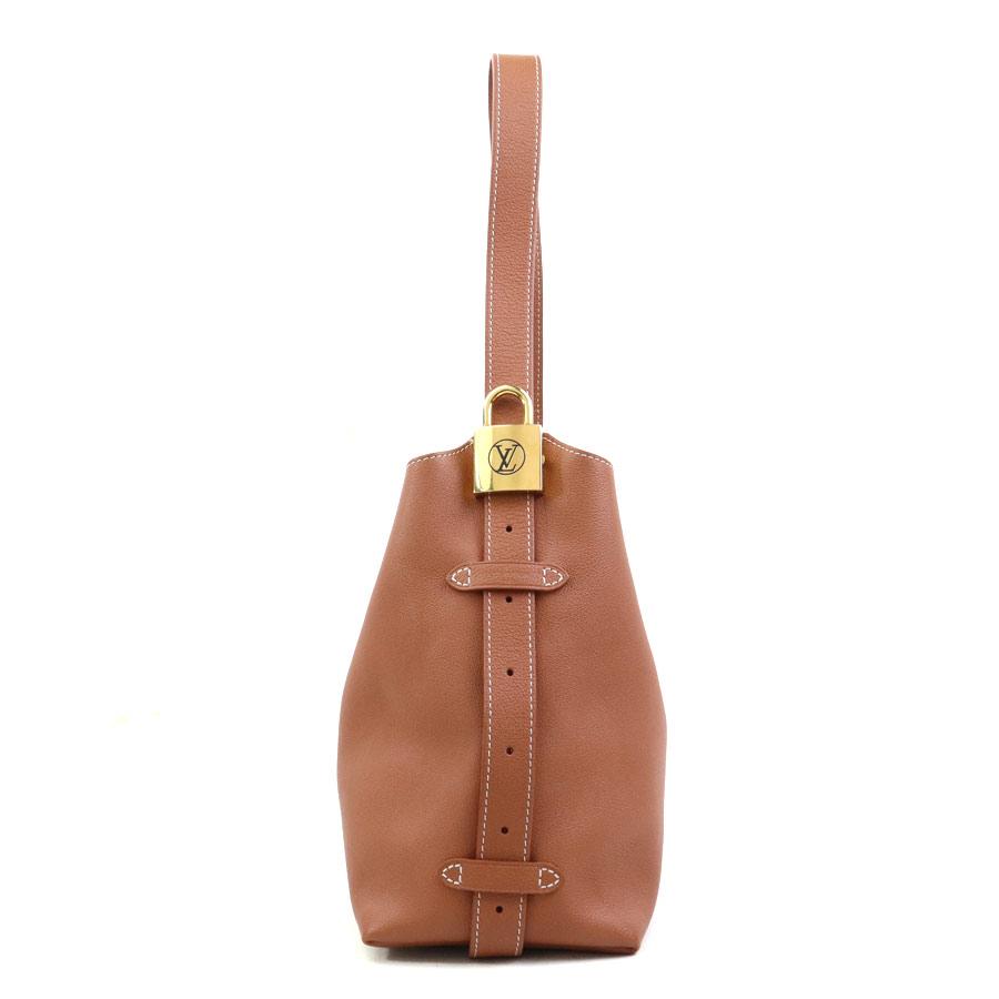 LOUIS VUITTON（ルイ・ヴィトン） ルイ ヴィトン ショルダーバッグ