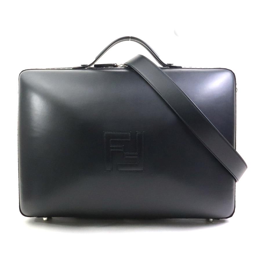 FENDI ブラック ボストンバッグ FENDI（フェンディ） ボストンバッグ ラージ スーツケース レザー