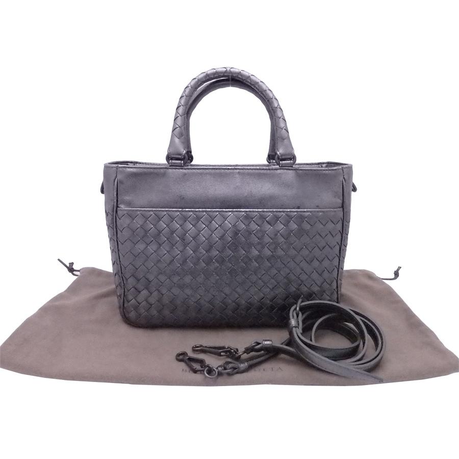 BOTTEGA VENETA 定番デザイン黒ショルダーバッグ | chicshabu.com