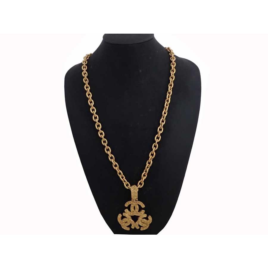 CHANEL シャネル ペンダント ネックレス トリプルココマーク 金属素材 