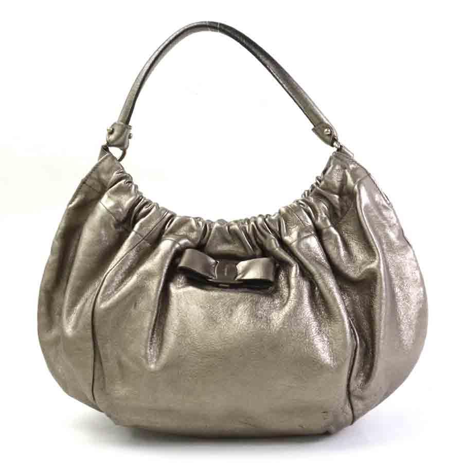 Salvatore Ferragamo ヴァラリボン　ハンドバッグ　ゴールド金具 FERRAGAMO（フェラガモ） サルヴァトーレフェラガモ Salvatore