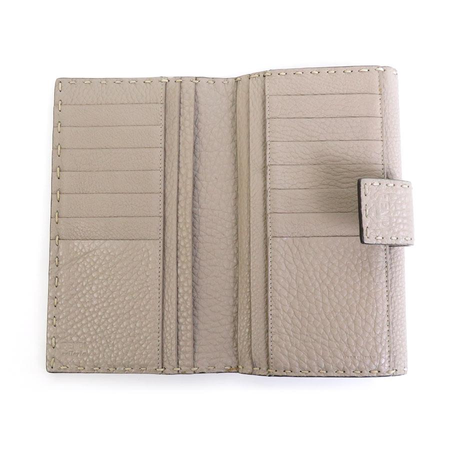 美品　FENDI 二つ折り財布　グレージュ　セレリア FENDI（フェンディ） 二つ折り長財布 セレリア レザー グレージュ