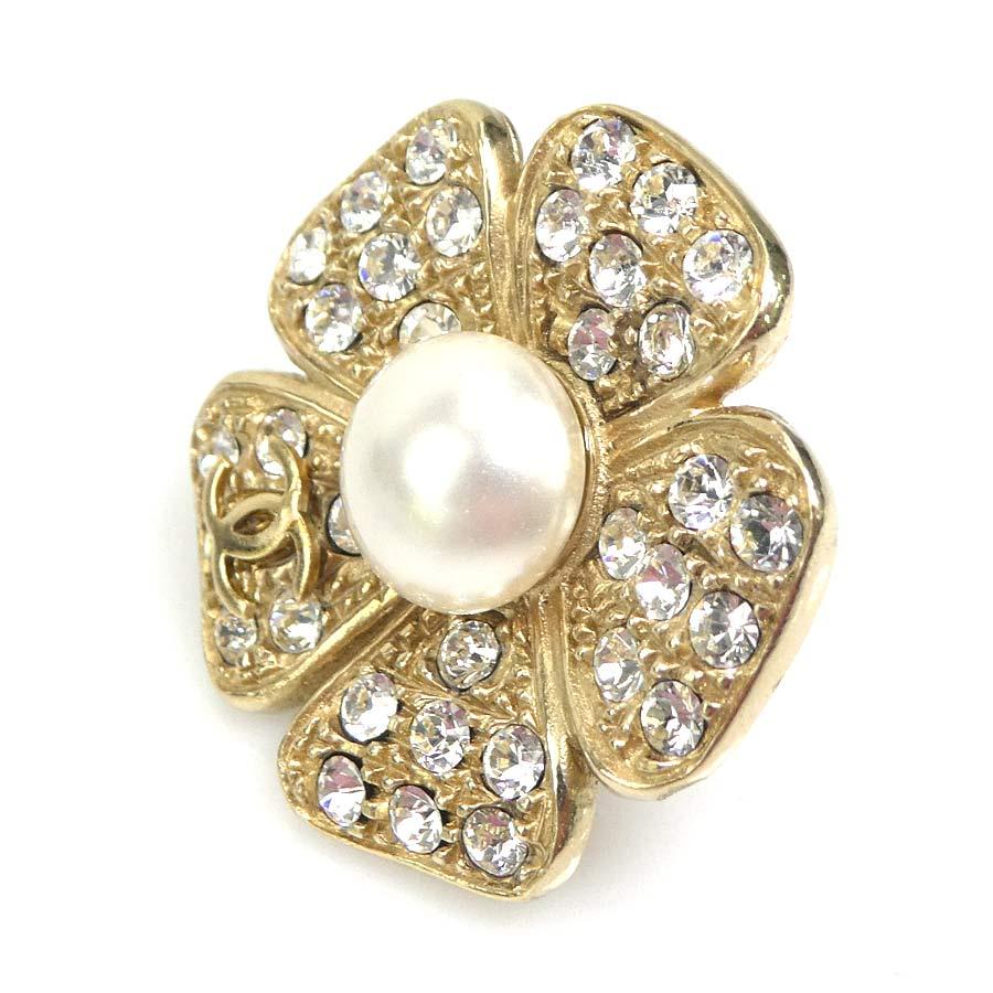 シャネル CHANEL ブローチ ピンバッジ カメリア ココマーク メタル/フェイクパール/ラインストーン ゴールド/ホワイト/シルバー