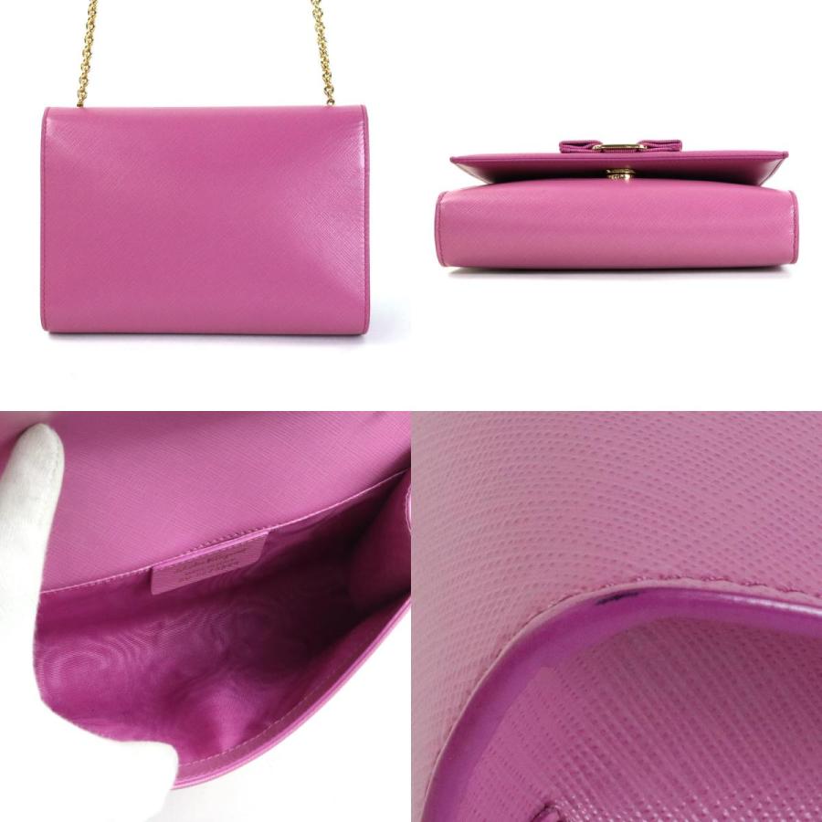 サルヴァトーレフェラガモ Salvatore Ferragamo 斜め掛けショルダー