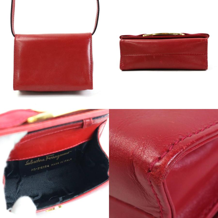 サルヴァトーレフェラガモ Salvatore Ferragamo 斜め掛けショルダー