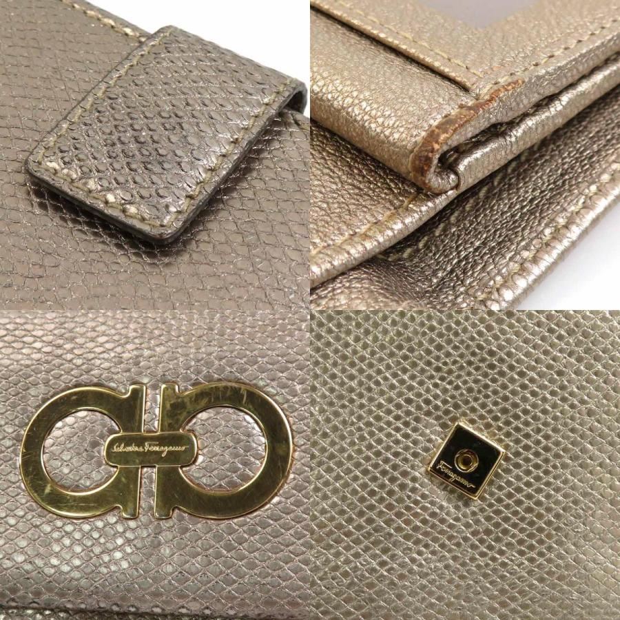 サルヴァトーレフェラガモ Salvatore Ferragamo 二つ折り財布 