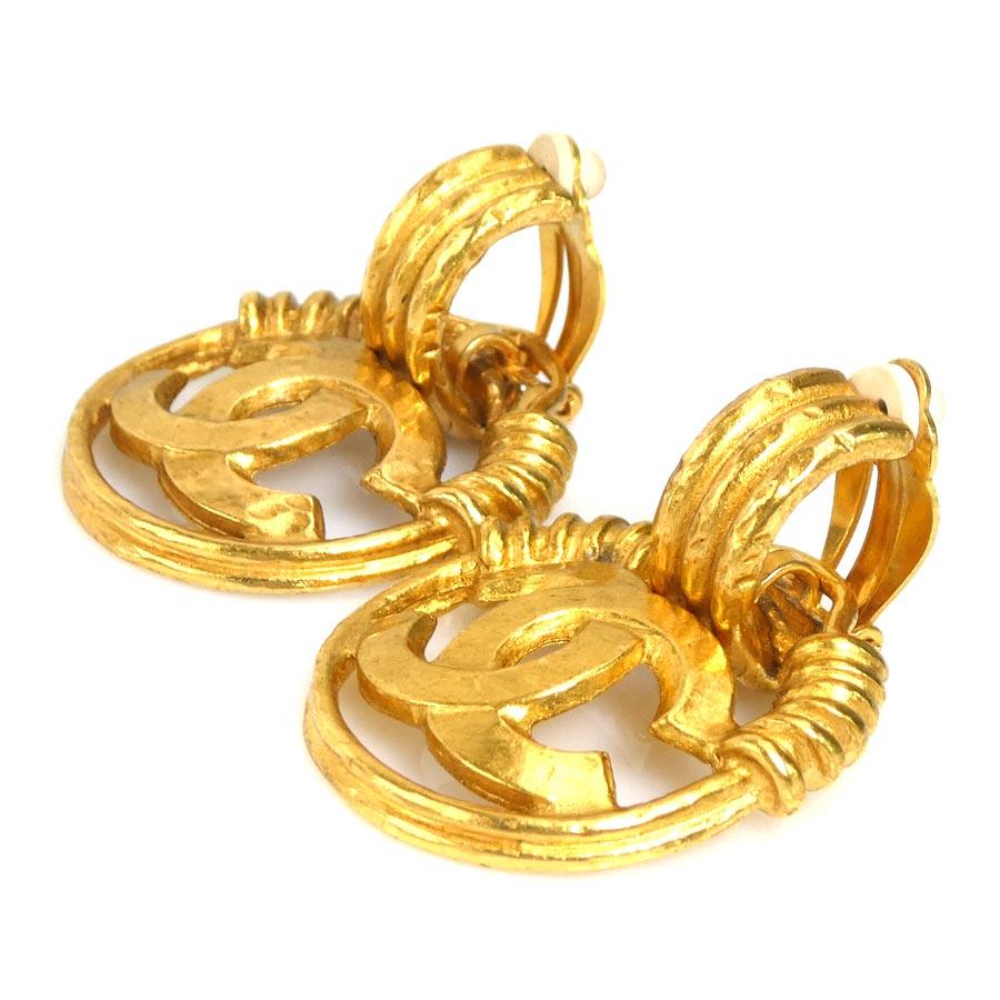✨CHANEL✨シャネル✨ココマーク✨ゴールド✨メタル✨96P✨イヤリング✨ CHANEL（シャネル） イヤリング ココマーク メタル ゴールド