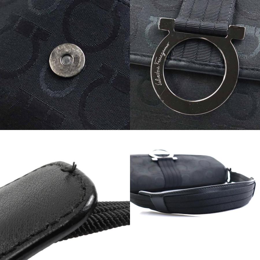 サルヴァトーレフェラガモ Salvatore Ferragamo ショルダー