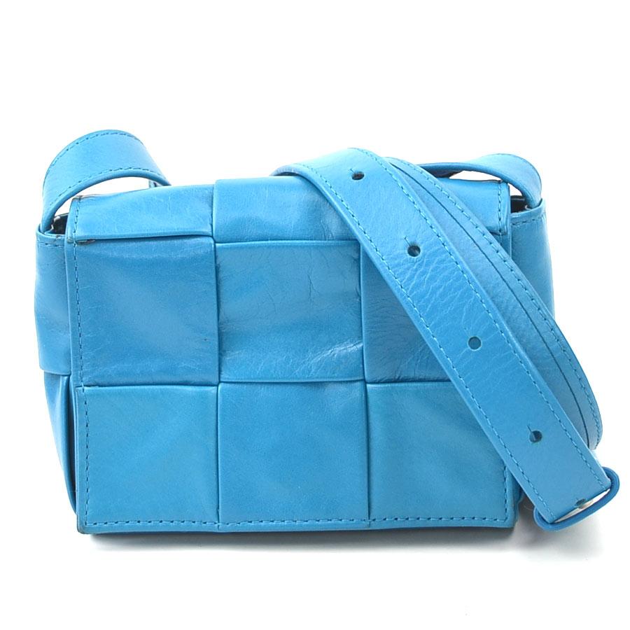 ボッテガヴェネタ斜め掛けショルダーバッグ