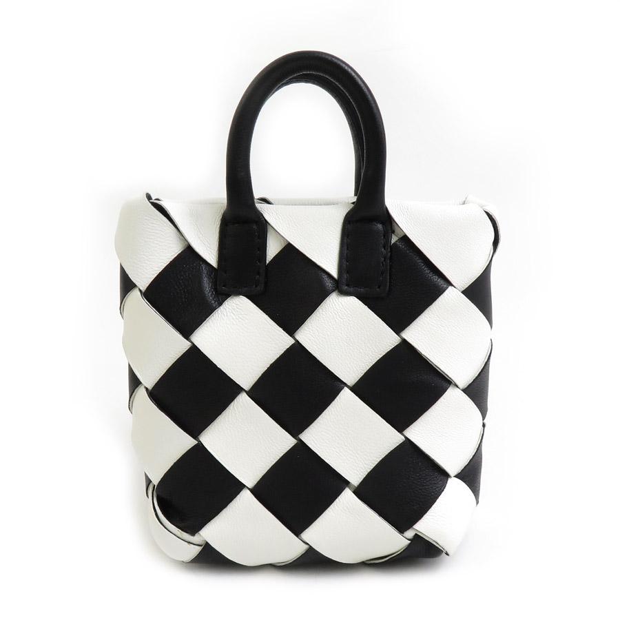 ボッテガヴェネタ BOTTEGAVENETA チャーム キーリング イントレ 