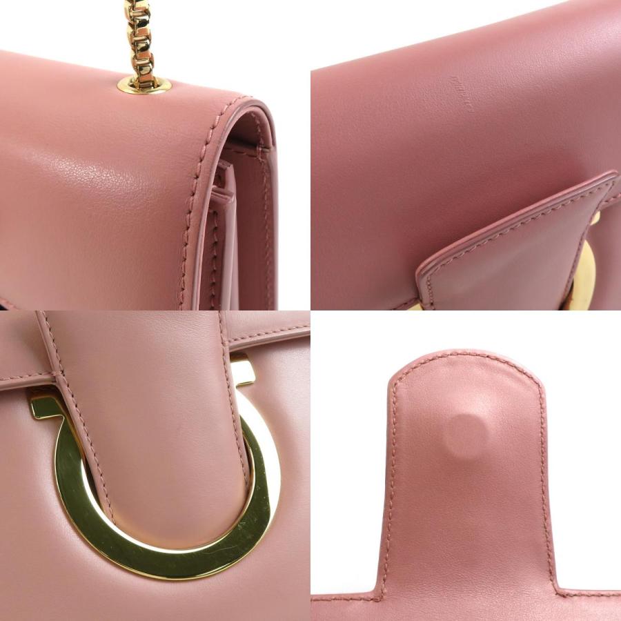 サルヴァトーレフェラガモ Salvatore Ferragamo 斜め掛けショルダー 