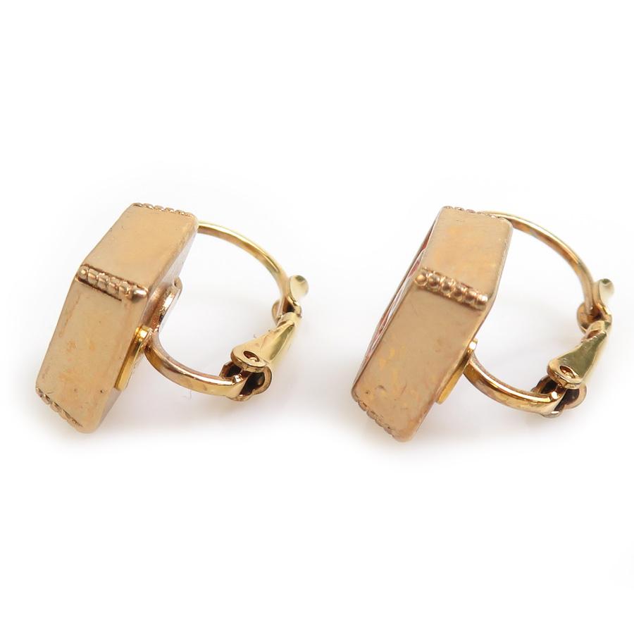 CHANEL シャネル ピアス ココマーク メタル/エナメル ゴールド CHANEL シャネル ピアス ココマーク メタル/エナメル ゴールド
