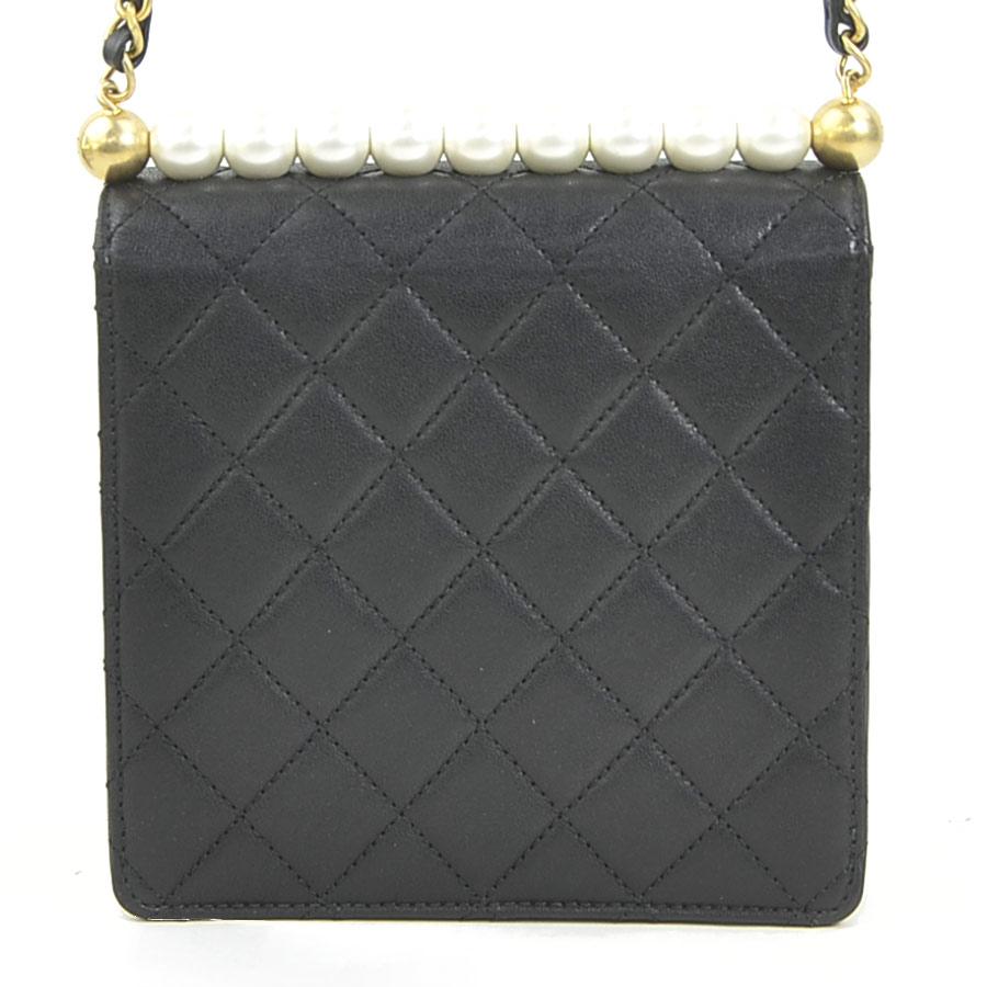 CHANEL（シャネル） 斜め掛けショルダーバッグ マトラッセ レザー 