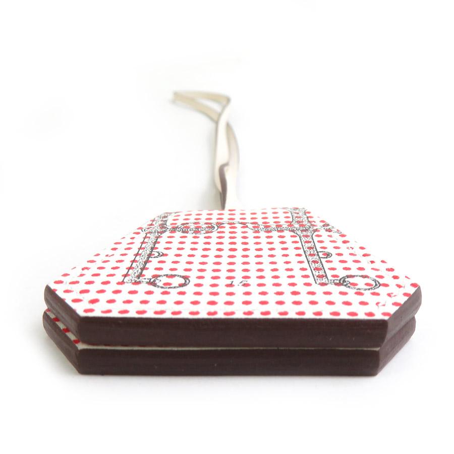 エルメス HERMES ハットクリップ レザー オフホワイト/レッド/ブラック