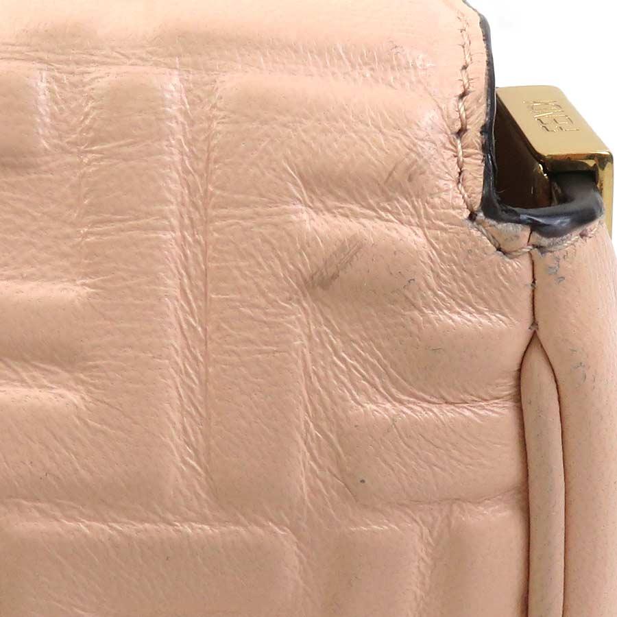 FENDI（フェンディ） ショルダーバッグ バゲット チェーン ミディ