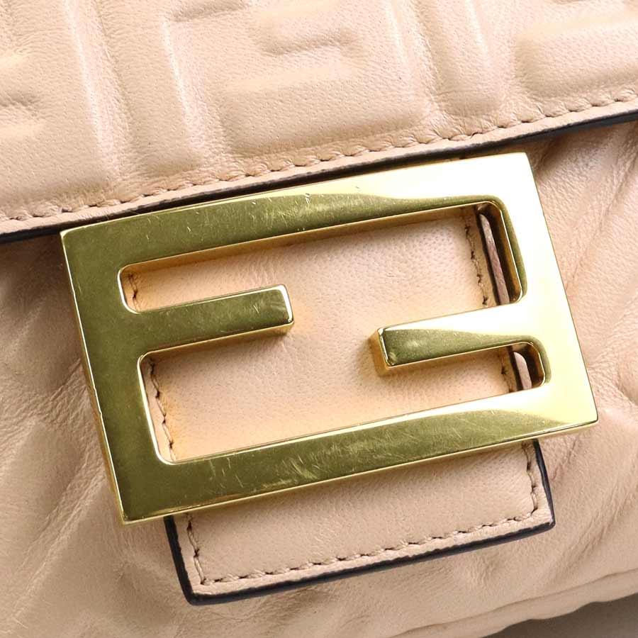 FENDI（フェンディ） ショルダーバッグ バゲット チェーン ミディ