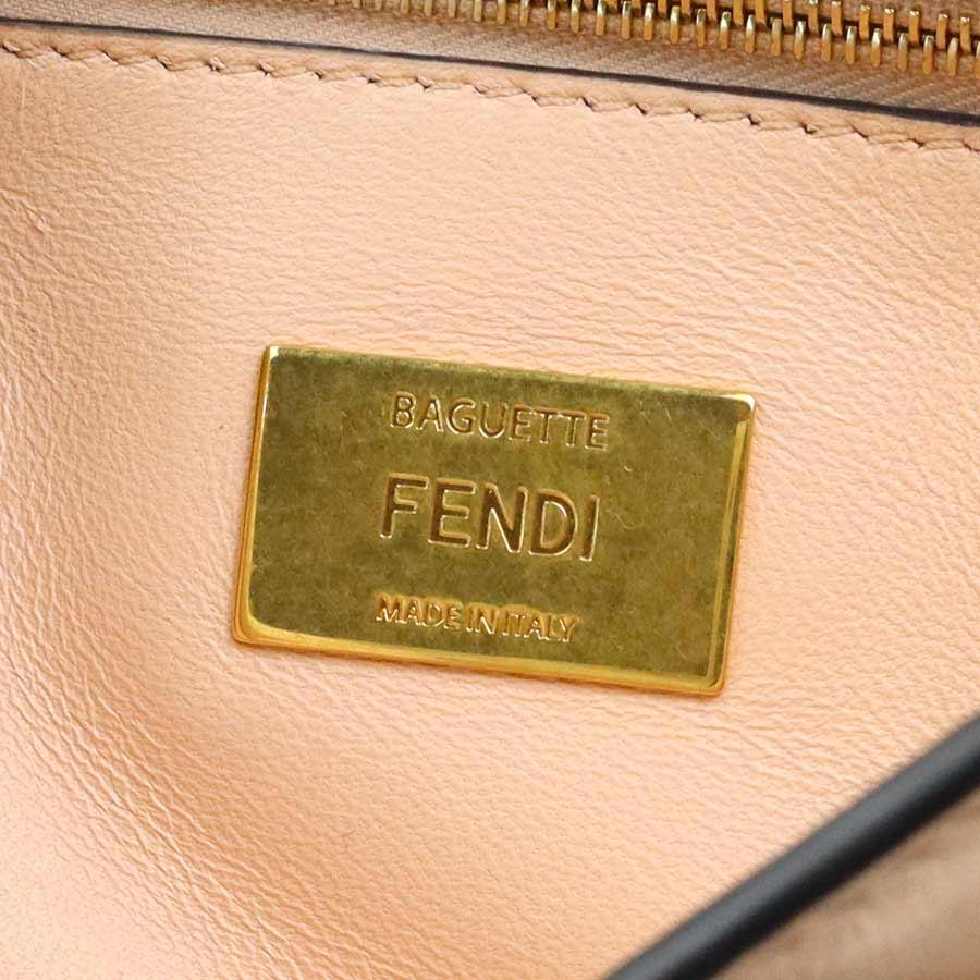 FENDI（フェンディ） ショルダーバッグ バゲット チェーン ミディ