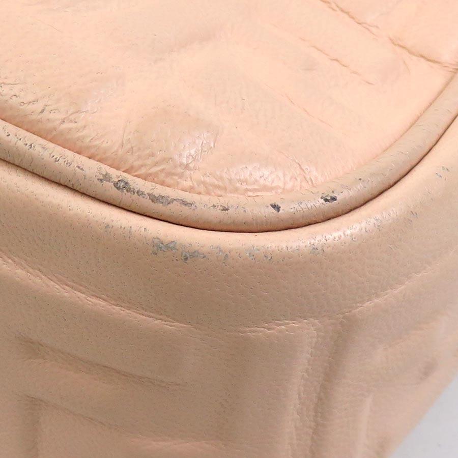 FENDI（フェンディ） ショルダーバッグ バゲット チェーン ミディ