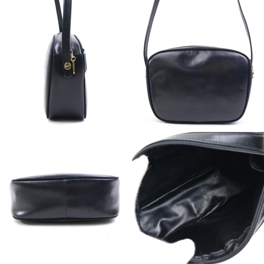 ✨美品✨サルヴァトーレフェラガモ ショルダーバッグ ブラック レザー ロゴ金具 サルヴァトーレフェラガモ Salvatore Ferragamo ショルダー