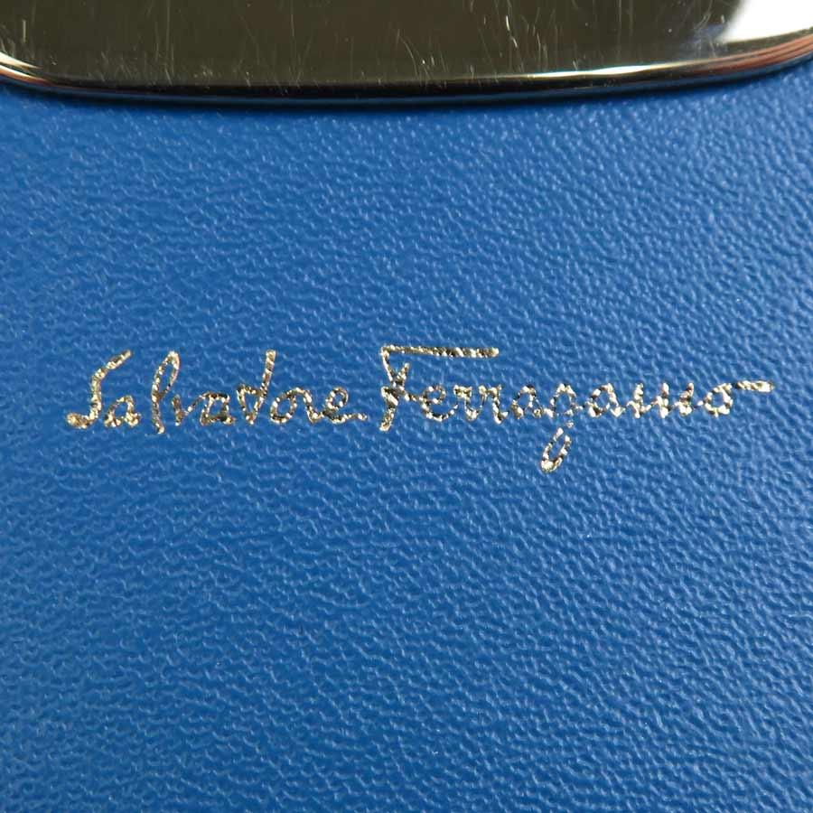 サルヴァトーレフェラガモ Salvatore Ferragamo 長財布 ヴァラリボン