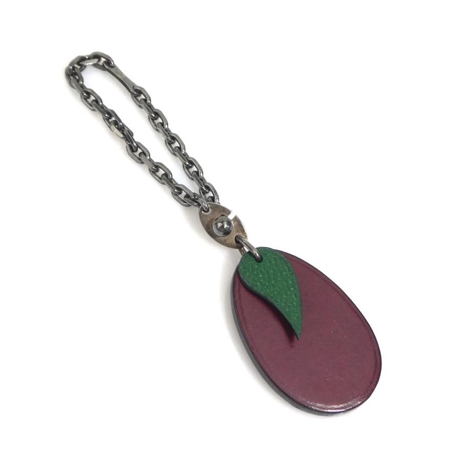 HERMES エルメス フルーツモチーフ プラム チャーム キーホルダー HERMES エルメス チャーム フルーツモチーフ プラム レザー/メタル