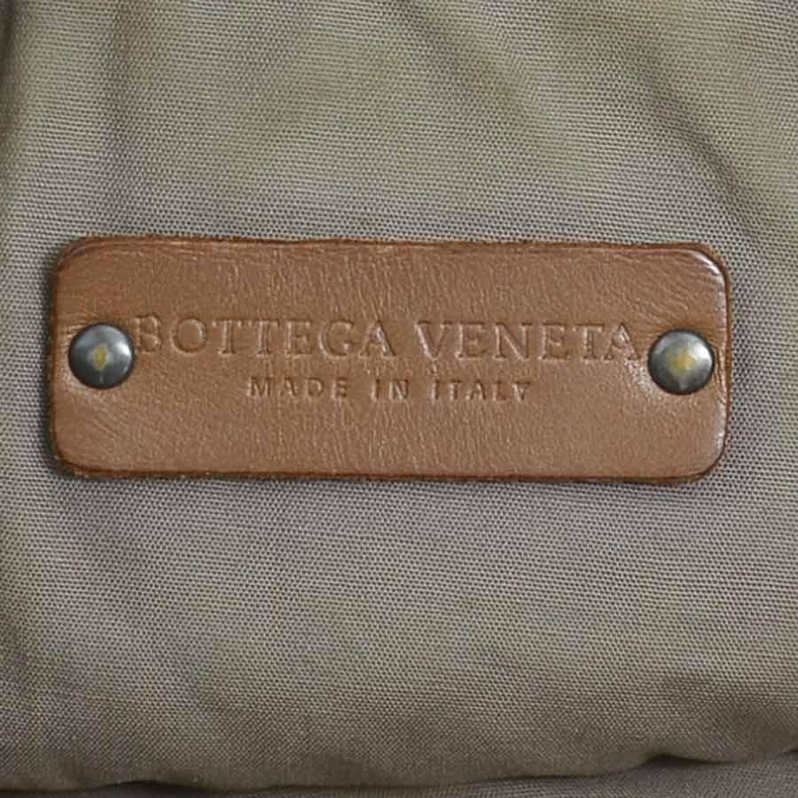ボッテガヴェネタ BOTTEGAVENETA 斜め掛けショルダーバッグ イントレ