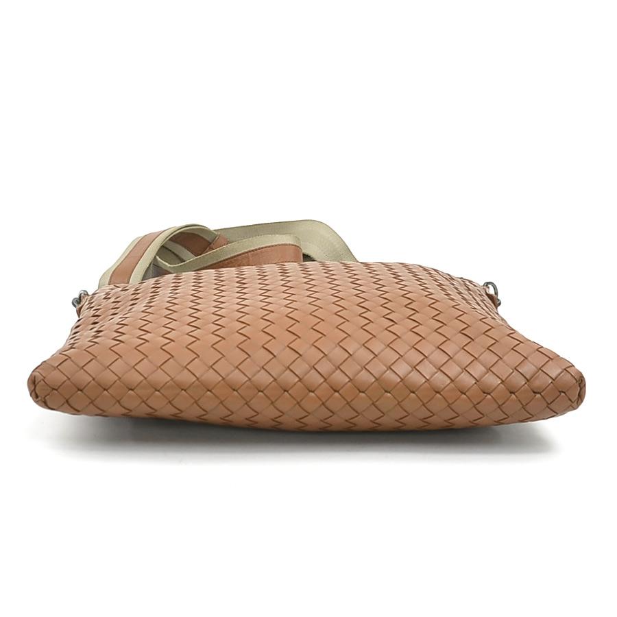 ボッテガヴェネタ BOTTEGAVENETA 斜め掛けショルダーバッグ イントレ