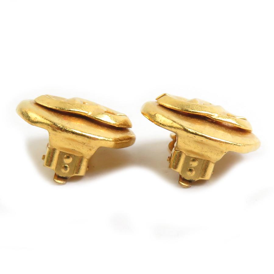 CHANEL（シャネル） イヤリング ココマーク メタル ゴールド