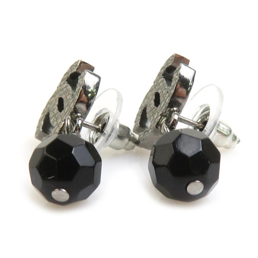 CHANELシャネル フープピアス ココマーク　シルバー　ブラック CHANEL（シャネル） ピアス ココマーク メタル シルバー/ブラック