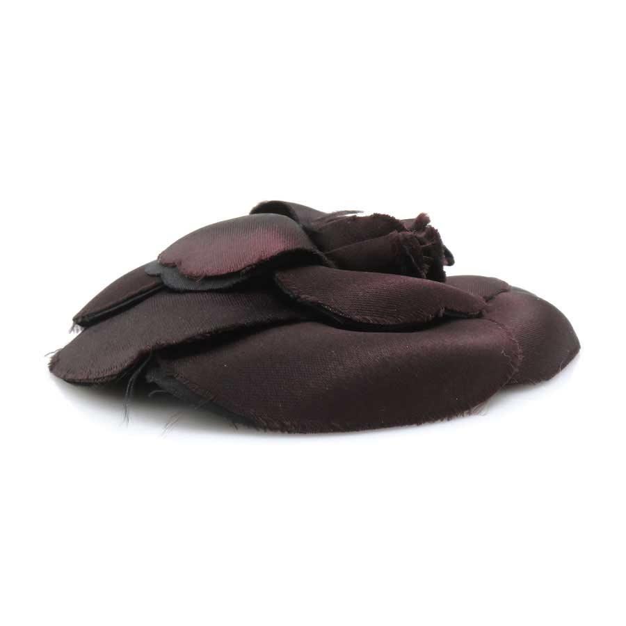 CHANEL カメリア コサージュ ブローチ シャネル ベロア ブラウン CHANEL（シャネル） ブローチ カメリア サテン ダークブラウン