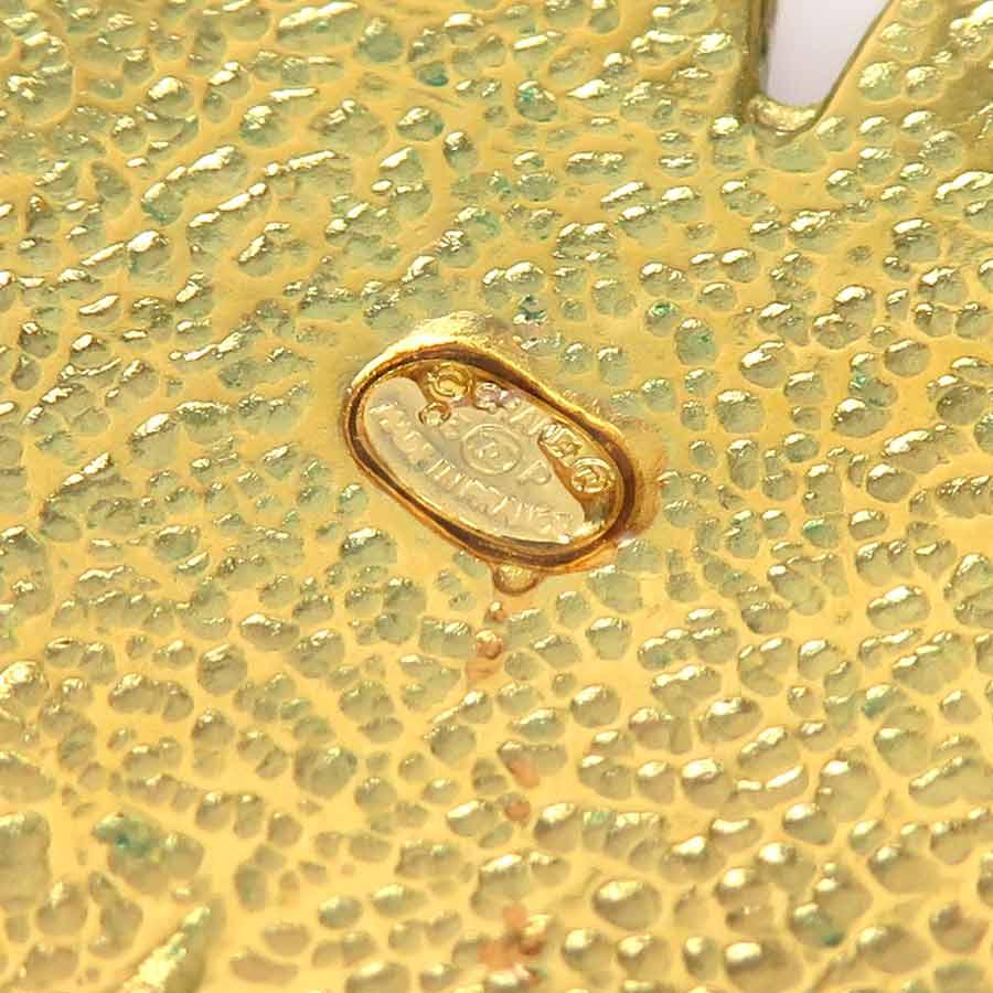CHANEL（シャネル） ブローチ クローバー ココマーク メタル/レジン