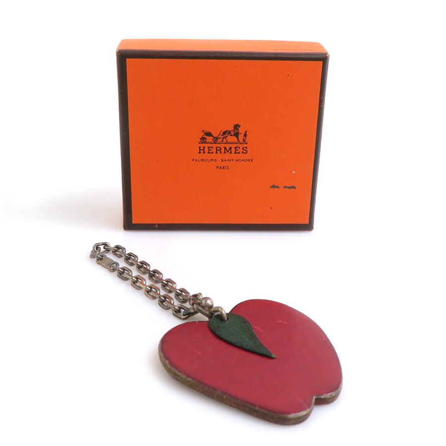 HERMES（エルメス） チャーム フルーツモチーフ アップル レザー