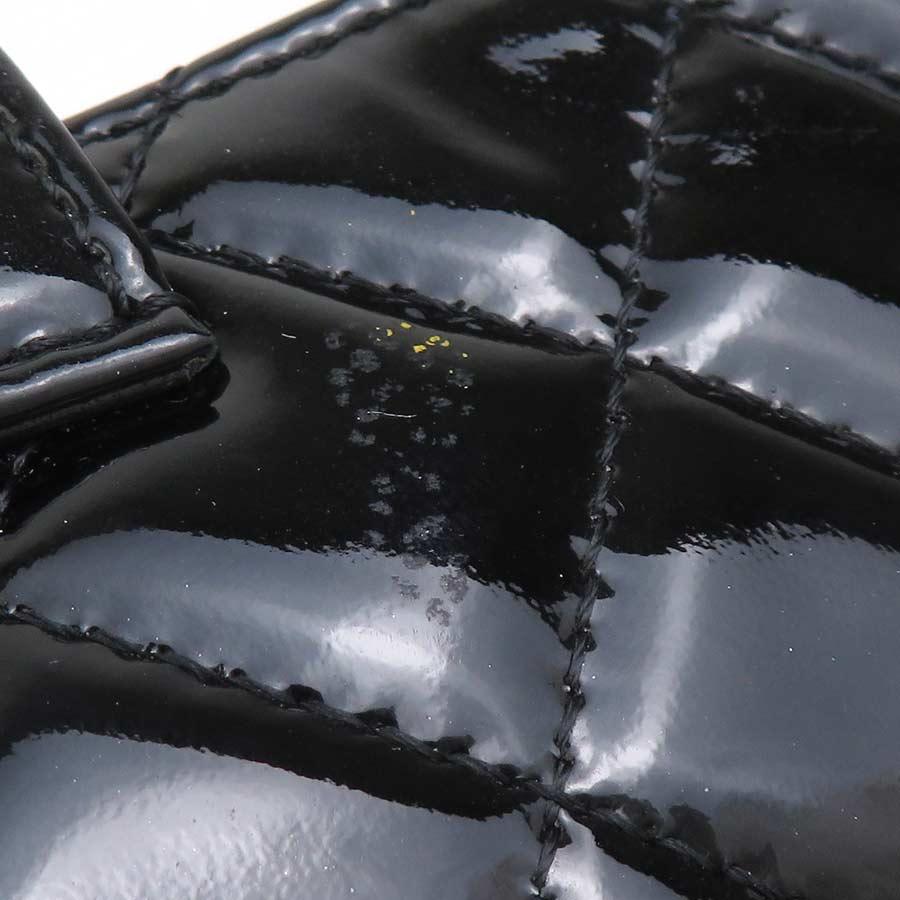 CHANEL（シャネル） ポーチ パテントレザー ブラック : ブランド