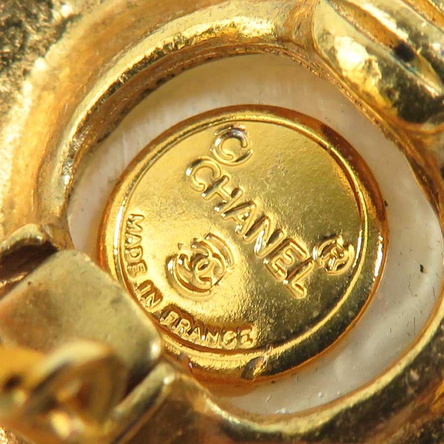 シャネル CHANEL イヤリング メタル/フェイクパール ゴールド/オフホワイト