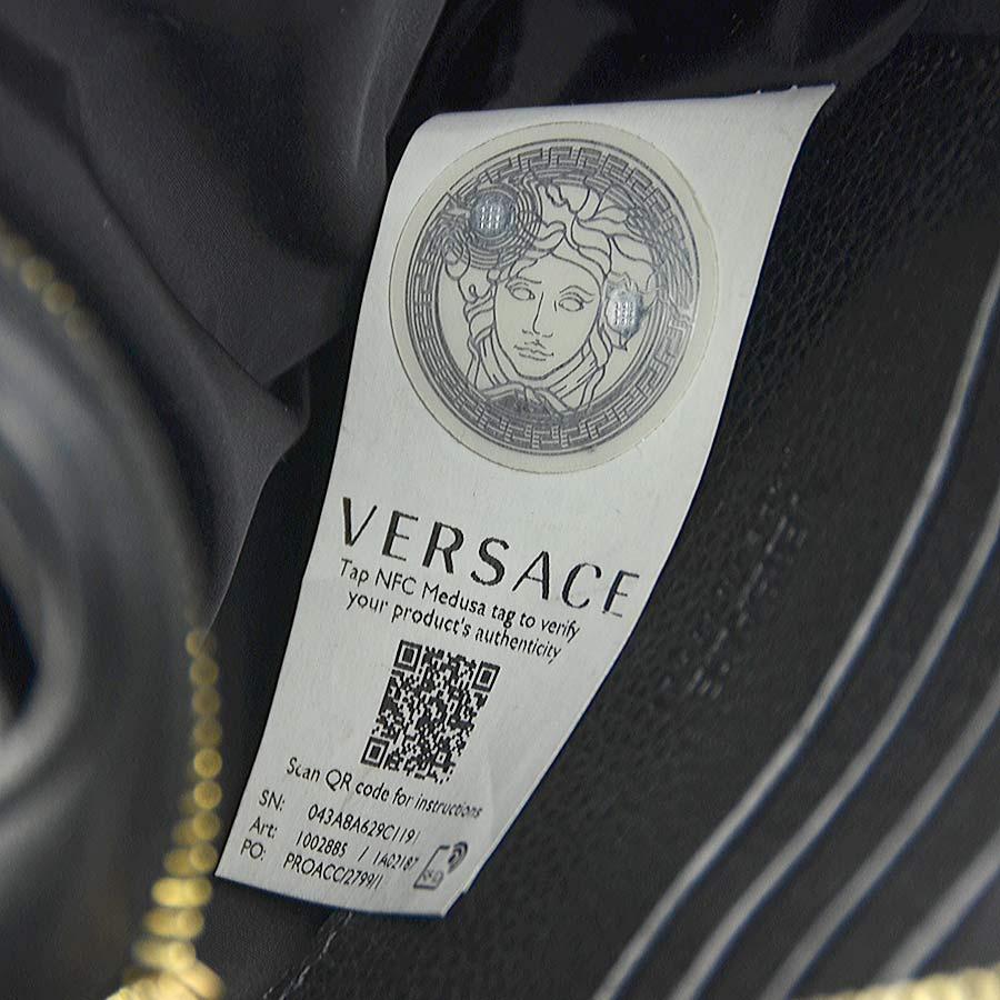 ヴェルサーチ VERSACE 斜め掛けショルダーバッグ メデューサ レザー ブラック_11