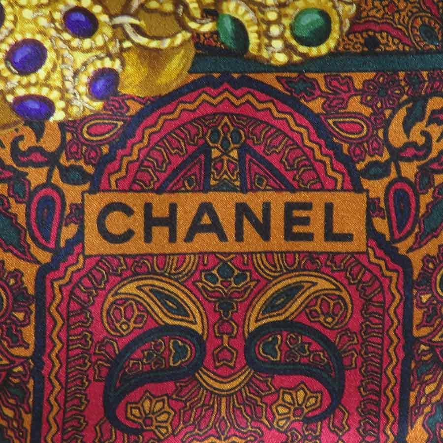 CHANEL（シャネル） スカーフ シルク マルチカラー : ブランドバリュー
