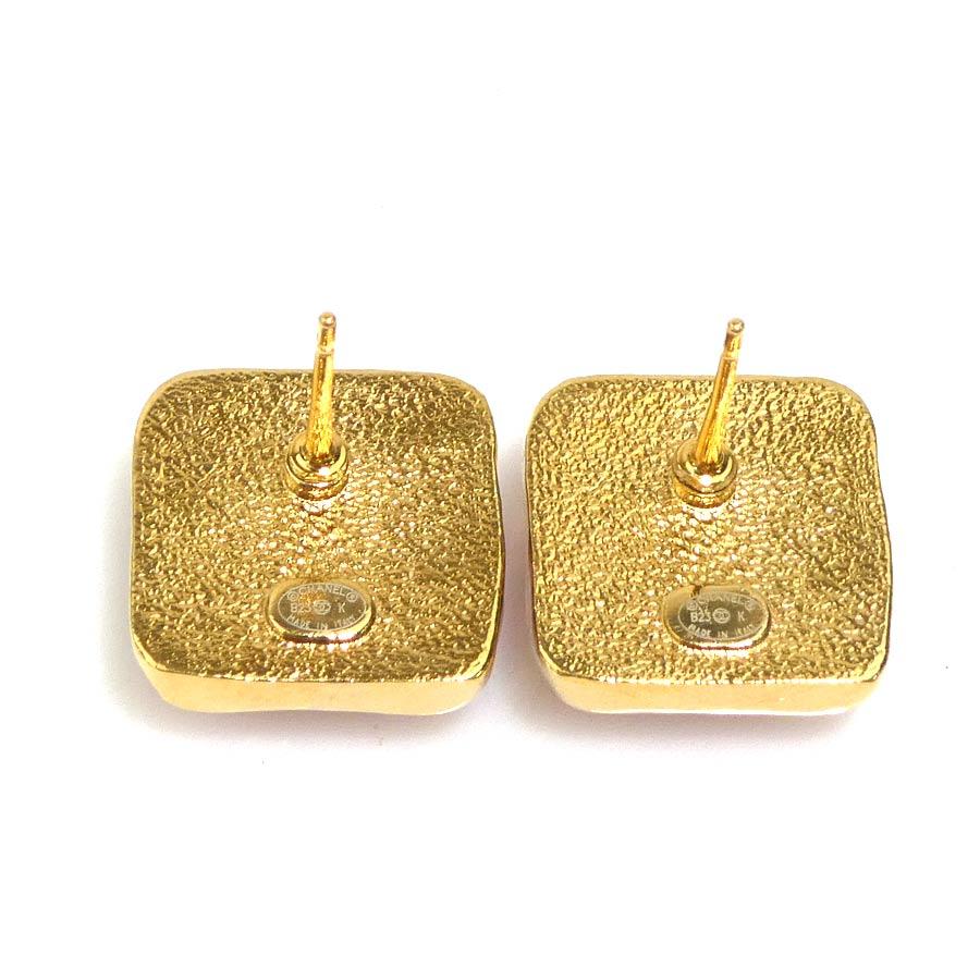 CHANEL（シャネル） ピアス ココマーク メタル/エナメル ゴールド