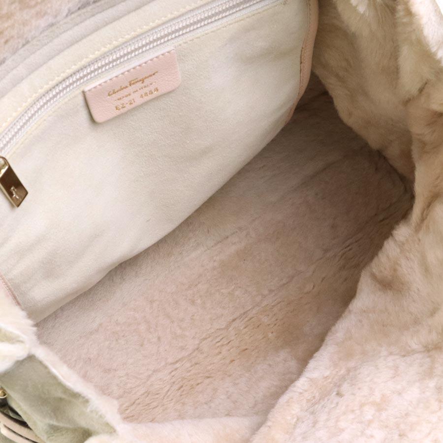 サルヴァトーレフェラガモ Salvatore Ferragamo ショルダーバッグ