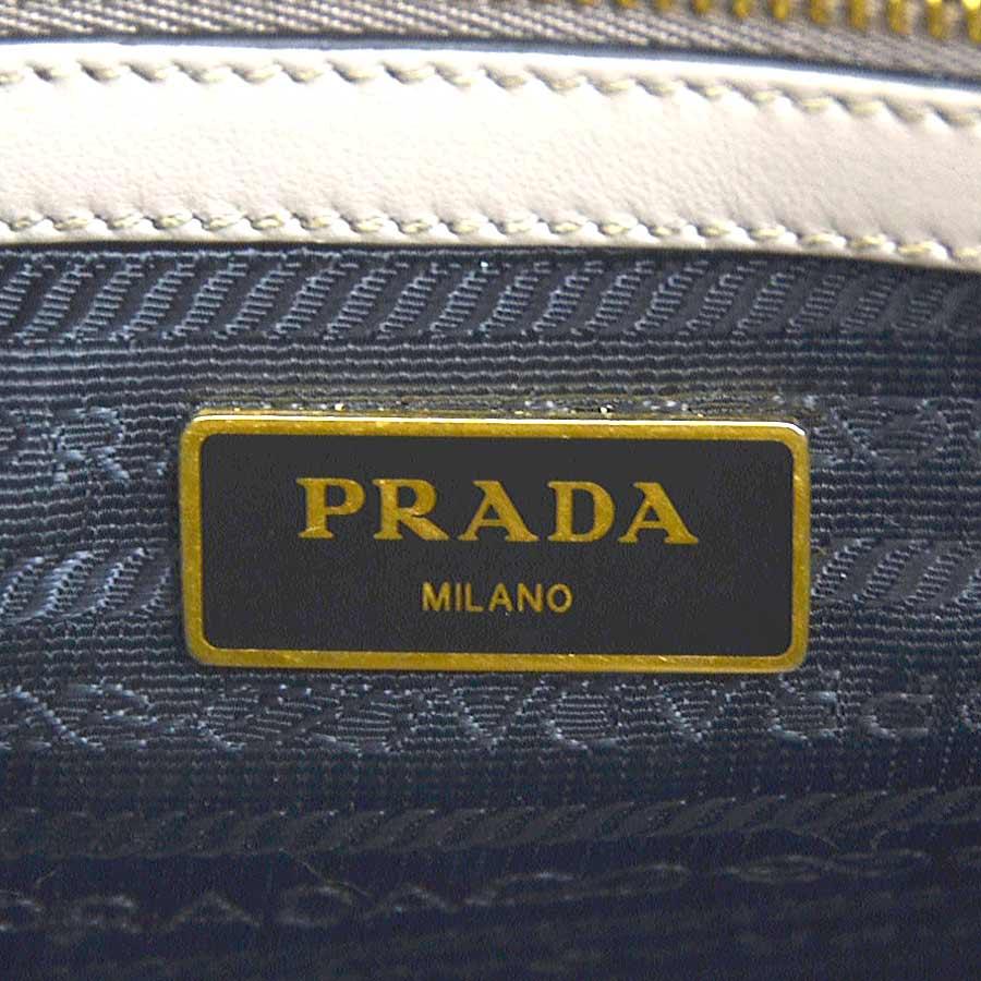 PRADA（プラダ） ハンドバッグ レザー グレー : ブランドバリュー