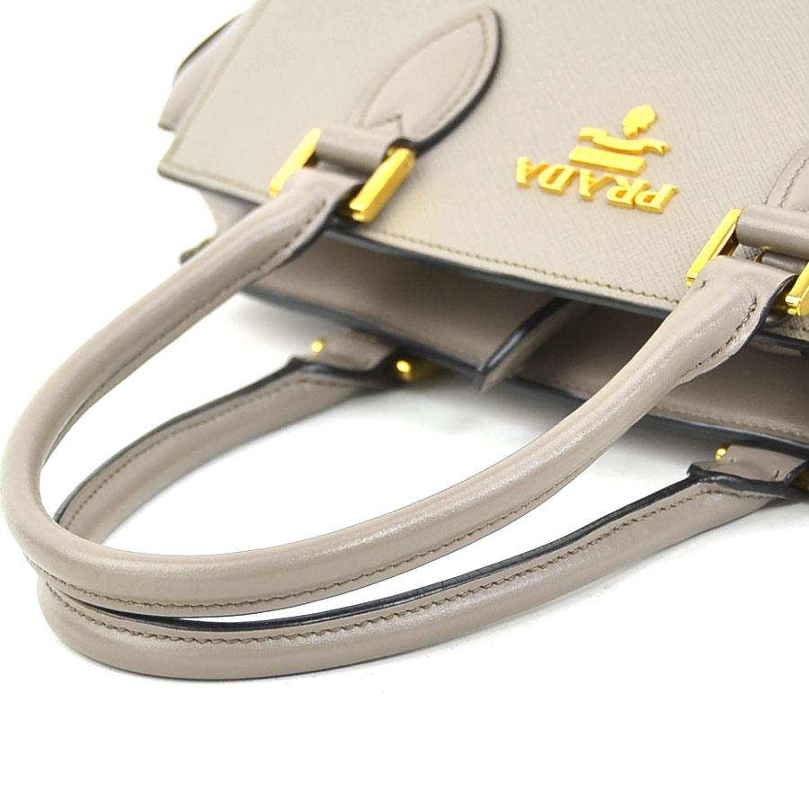 PRADA（プラダ） ハンドバッグ レザー グレー : ブランドバリュー