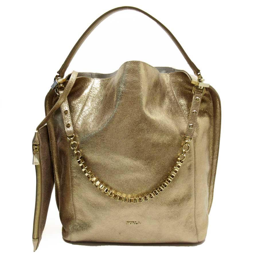 FURLA（フルラ） ショルダーバッグ レザー ゴールド : ブランド