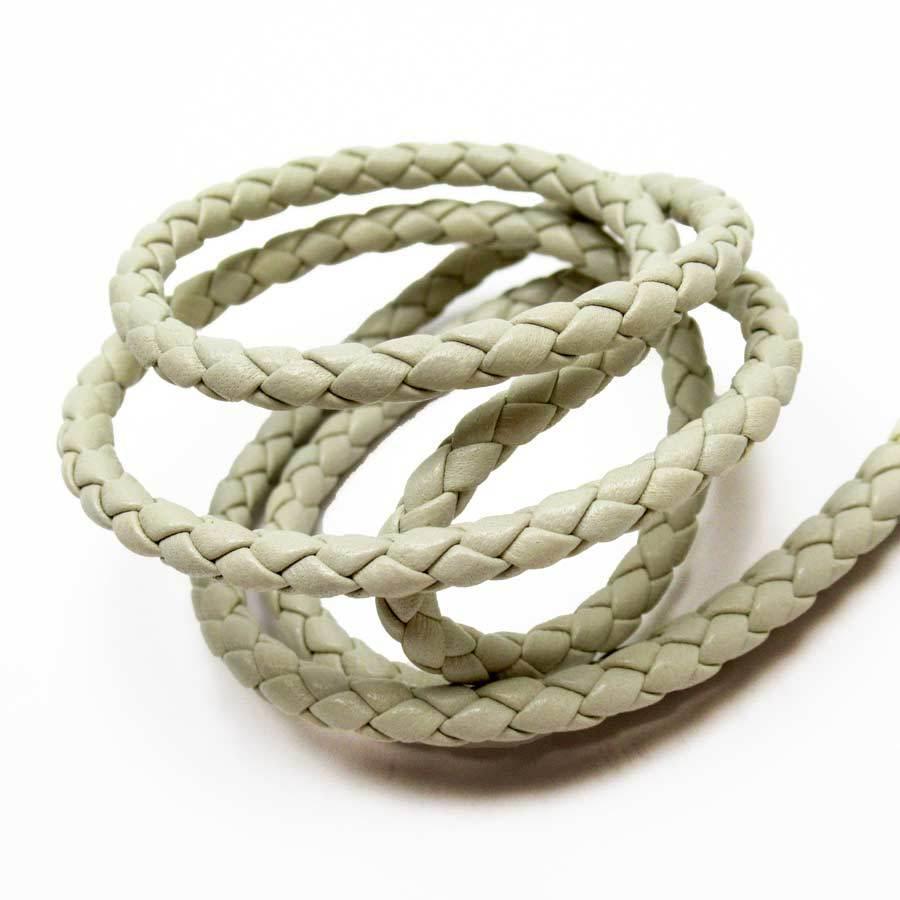 BOTTEGA VENETA（ボッテガ・ヴェネタ） ネックストラップ イントレ