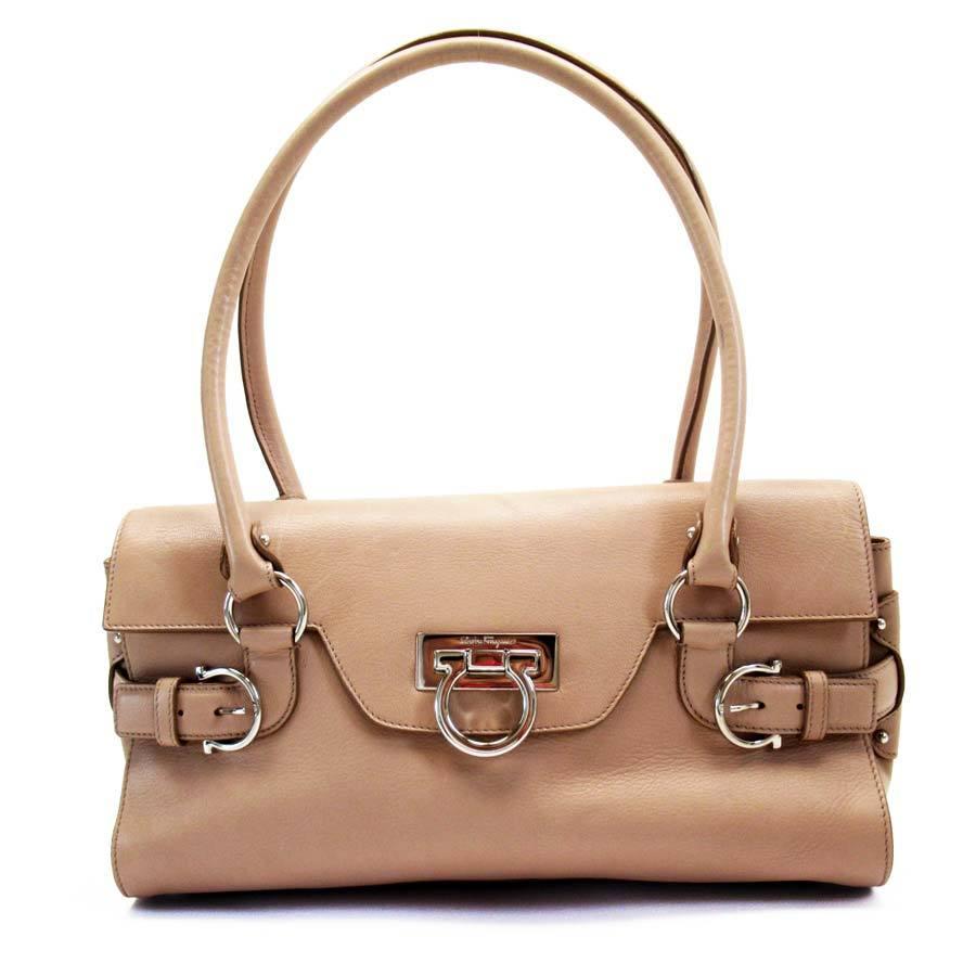 GANCINI サルヴァトーレ フェラガモ Salvatore Ferragamo
