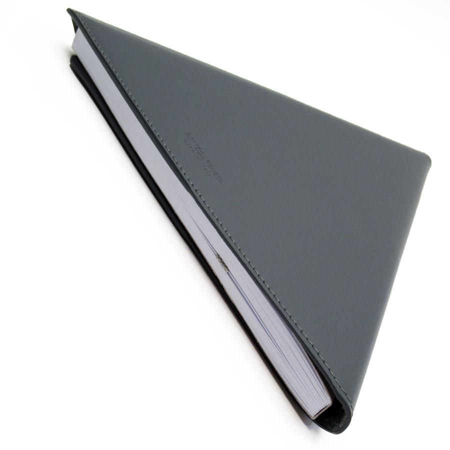 Bottega Veneta ボッテガヴェネタ　ノート　トライアングルレザー ボッテガヴェネタ BOTTEGAVENETA ノート トライアングル レザー グレー