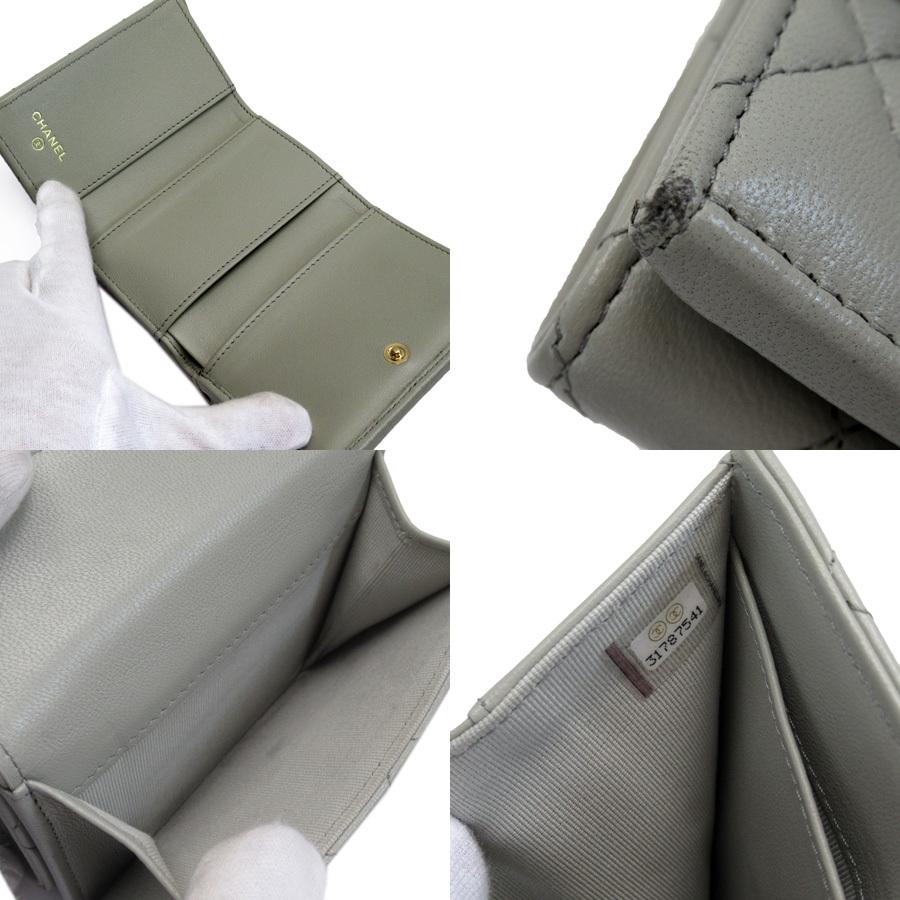CHANEL シャネル 三つ折り財布 マトラッセ ラムスキン ライト CHANEL シャネル 三つ折り財布 マトラッセ ラムスキン ライト