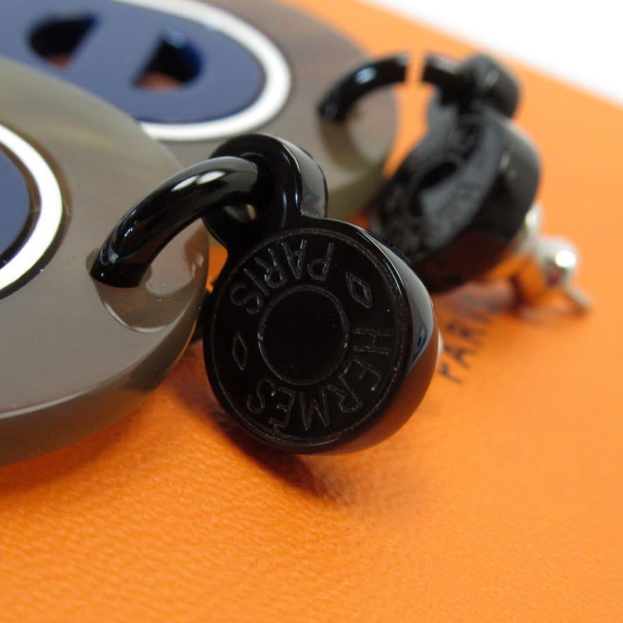 HERMES（エルメス） ピアス バッファローホーン ブラックxグレージュx