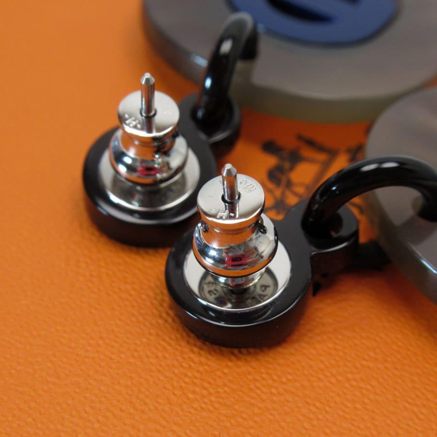 HERMES（エルメス） ピアス バッファローホーン ブラックxグレージュx