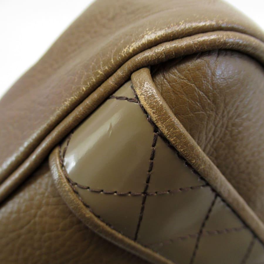 BURBERRY（バーバリー） 斜め掛けショルダーバッグ レザー/パテント